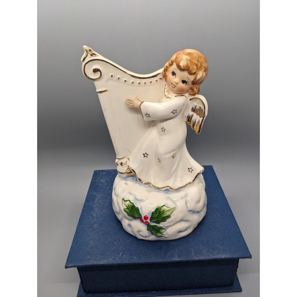 Ceramic Angel w Harp Cloud  Vintage Sankyo Japan Music Box plays White Christmas